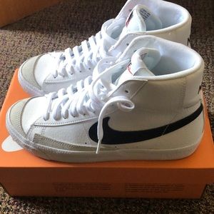 Nike Blazer Mid ‘77